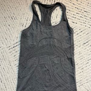 Lululemon swiftly gray tank top size 4